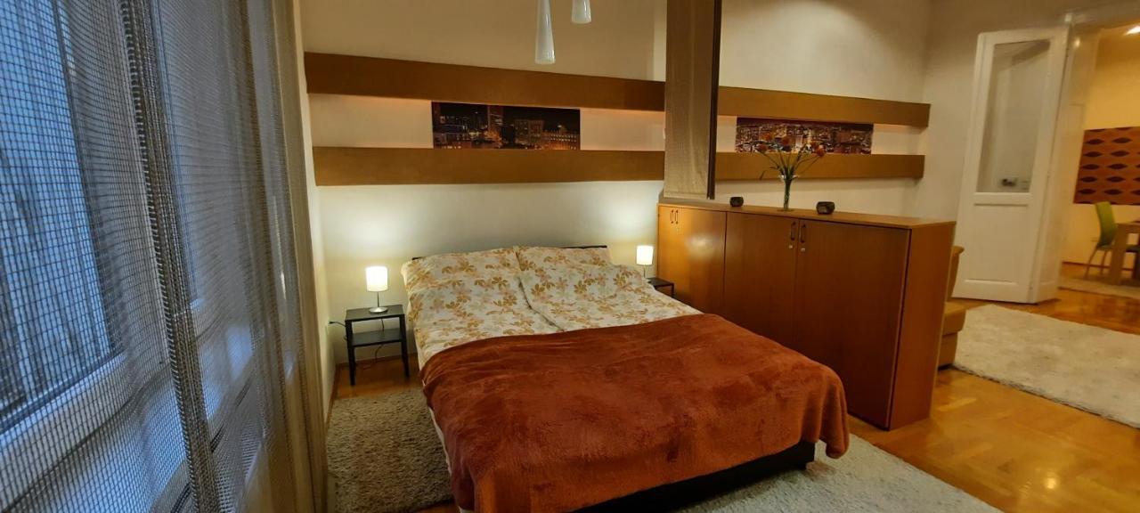 City Life Apartment Дебрецен Екстер'єр фото